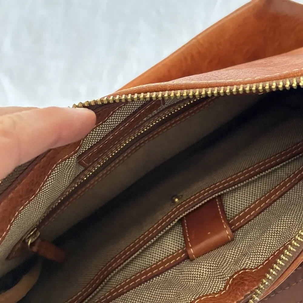 Dooney & Bourke Florentine Leather Small Lucy Hobo Tan Shoulder Bag - Picture 11 of 16